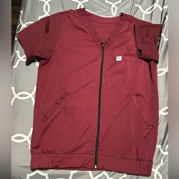 Scrub set- Burgundy color - Picture 7 of 8